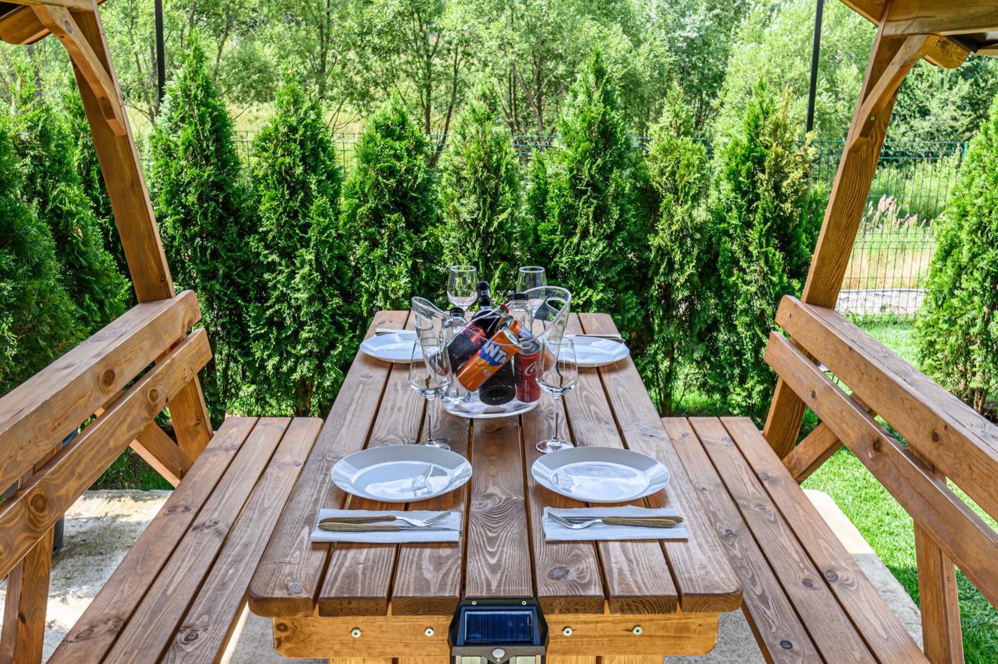 Ama Garden Apartment Buşteni Екстериор снимка
